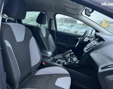 Форд Фокус 2013 в Львове на Automoto.ua Белый Форд Фокус, объемом двигателя 1 л и пробегом 290 тыс. км за 5490 $, фото 36 на Automoto.ua
