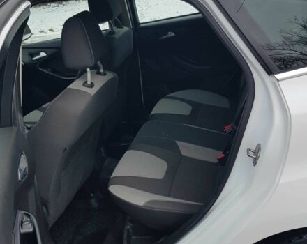 Білий Форд Фокус, об'ємом двигуна 1 л та пробігом 120 тис. км за 6500 $, фото 16 на Automoto.ua