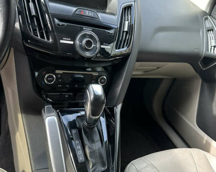 Белый Форд Фокус, объемом двигателя 0 л и пробегом 100 тыс. км за 8500 $, фото 19 на Automoto.ua