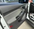 Білий Форд Фокус, об'ємом двигуна 1.6 л та пробігом 190 тис. км за 7150 $, фото 35 на Automoto.ua