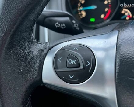 Форд Фокус 2013 в Львове на Automoto.ua Белый Форд Фокус, объемом двигателя 1 л и пробегом 290 тыс. км за 5490 $, фото 22 на Automoto.ua