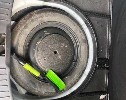 Белый Форд Фокус, объемом двигателя 1 л и пробегом 140 тыс. км за 6000 $, фото 18 на Automoto.ua