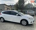 Белый Форд Фокус, объемом двигателя 1 л и пробегом 220 тыс. км за 5500 $, фото 1 на Automoto.ua