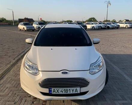 Білий Форд Фокус, об'ємом двигуна 0 л та пробігом 110 тис. км за 6400 $, фото 1 на Automoto.ua
