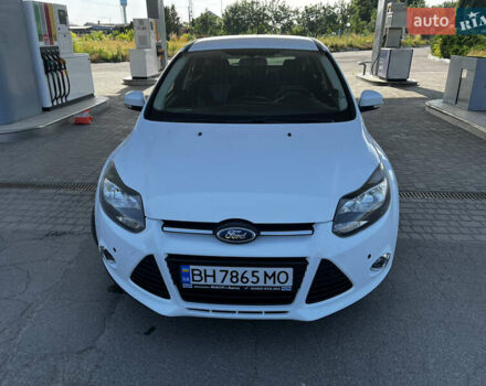 Форд Фокус 2013 в Львове на Automoto.ua Белый Форд Фокус, объемом двигателя 1 л и пробегом 156 тыс. км за 6000 $, фото 1 на Automoto.ua