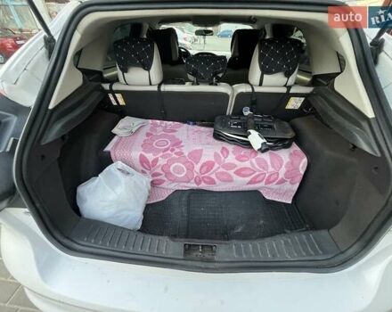 Белый Форд Фокус, объемом двигателя 0 л и пробегом 140 тыс. км за 7000 $, фото 12 на Automoto.ua