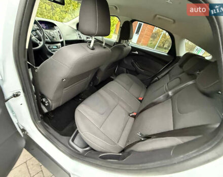 Белый Форд Фокус, объемом двигателя 1.6 л и пробегом 227 тыс. км за 8900 $, фото 38 на Automoto.ua