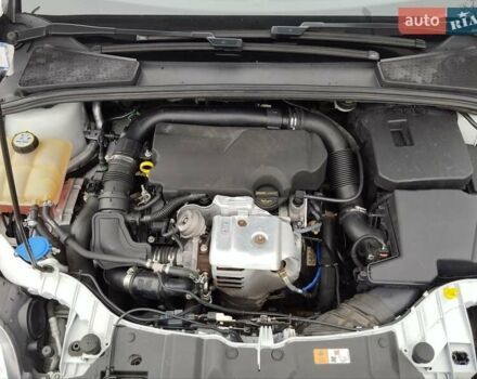 Белый Форд Фокус, объемом двигателя 1 л и пробегом 190 тыс. км за 5850 $, фото 12 на Automoto.ua