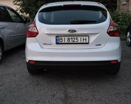 Форд Фокус 2013 в Полтаве на Automoto.ua Белый Форд Фокус, объемом двигателя 1 л и пробегом 160 тыс. км за 6450 $, фото 11 на Automoto.ua