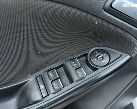 Форд Фокус 2013 в Львове на Automoto.ua Белый Форд Фокус, объемом двигателя 1 л и пробегом 290 тыс. км за 5490 $, фото 15 на Automoto.ua