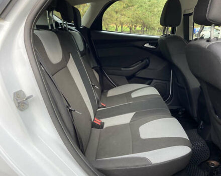 Білий Форд Фокус, об'ємом двигуна 1 л та пробігом 244 тис. км за 5650 $, фото 15 на Automoto.ua