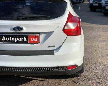 Білий Форд Фокус, об'ємом двигуна 1 л та пробігом 112 тис. км за 6984 $, фото 11 на Automoto.ua