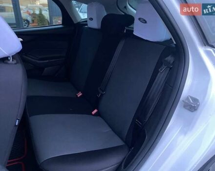 Белый Форд Фокус, объемом двигателя 2 л и пробегом 226 тыс. км за 6990 $, фото 26 на Automoto.ua