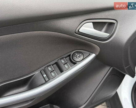 Белый Форд Фокус, объемом двигателя 1.6 л и пробегом 227 тыс. км за 8900 $, фото 41 на Automoto.ua