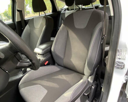 Білий Форд Фокус, об'ємом двигуна 1 л та пробігом 244 тис. км за 5650 $, фото 8 на Automoto.ua