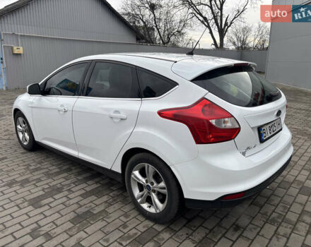 Білий Форд Фокус, об'ємом двигуна 1 л та пробігом 160 тис. км за 5990 $, фото 6 на Automoto.ua