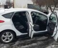 Білий Форд Фокус, об'ємом двигуна 1 л та пробігом 120 тис. км за 6500 $, фото 15 на Automoto.ua