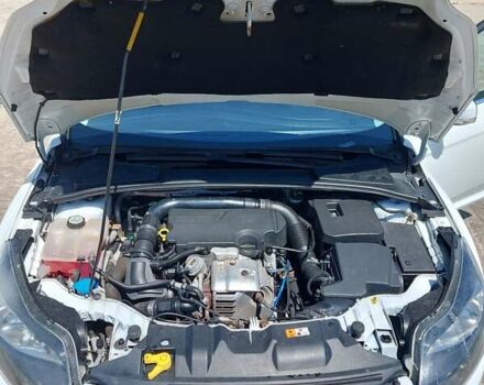 Белый Форд Фокус, объемом двигателя 1 л и пробегом 85 тыс. км за 6300 $, фото 20 на Automoto.ua