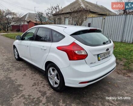 Белый Форд Фокус, объемом двигателя 1 л и пробегом 149 тыс. км за 5600 $, фото 5 на Automoto.ua