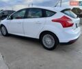 Белый Форд Фокус, объемом двигателя 1 л и пробегом 205 тыс. км за 5600 $, фото 5 на Automoto.ua