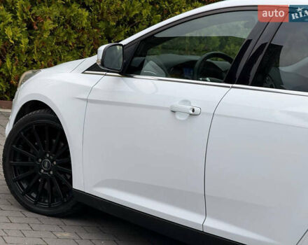 Білий Форд Фокус, об'ємом двигуна 1.6 л та пробігом 227 тис. км за 8600 $, фото 18 на Automoto.ua