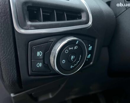 Форд Фокус 2013 в Львове на Automoto.ua Белый Форд Фокус, объемом двигателя 1 л и пробегом 290 тыс. км за 5490 $, фото 18 на Automoto.ua