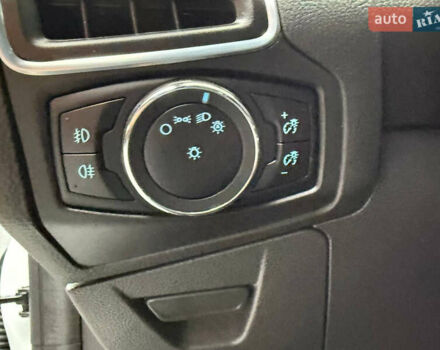 Белый Форд Фокус, объемом двигателя 1.6 л и пробегом 227 тыс. км за 8900 $, фото 43 на Automoto.ua