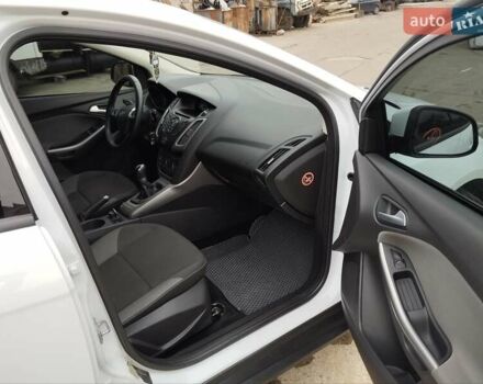 Белый Форд Фокус, объемом двигателя 1 л и пробегом 190 тыс. км за 5850 $, фото 10 на Automoto.ua