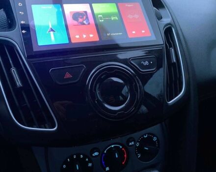 Белый Форд Фокус, объемом двигателя 2 л и пробегом 226 тыс. км за 6990 $, фото 17 на Automoto.ua