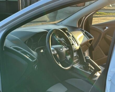 Белый Форд Фокус, объемом двигателя 1 л и пробегом 290 тыс. км за 4999 $, фото 3 на Automoto.ua