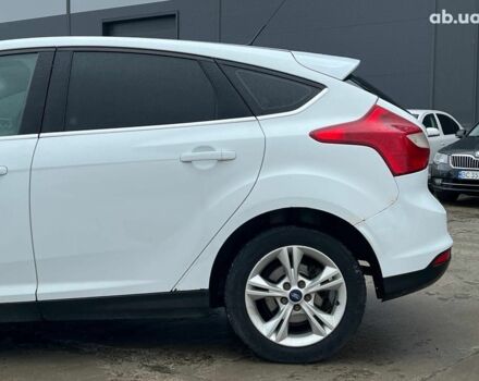 Форд Фокус 2013 в Львове на Automoto.ua Белый Форд Фокус, объемом двигателя 1 л и пробегом 290 тыс. км за 5490 $, фото 4 на Automoto.ua