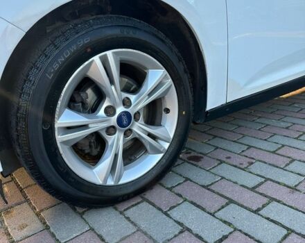 Белый Форд Фокус, объемом двигателя 1 л и пробегом 290 тыс. км за 4999 $, фото 16 на Automoto.ua