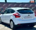 Белый Форд Фокус, объемом двигателя 1 л и пробегом 172 тыс. км за 6000 $, фото 7 на Automoto.ua
