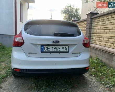 Белый Форд Фокус, объемом двигателя 0 л и пробегом 145 тыс. км за 8400 $, фото 3 на Automoto.ua