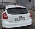 Белый Форд Фокус, объемом двигателя 1 л и пробегом 190 тыс. км за 5850 $, фото 4 на Automoto.ua