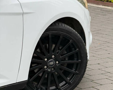 Білий Форд Фокус, об'ємом двигуна 1.6 л та пробігом 227 тис. км за 8600 $, фото 26 на Automoto.ua