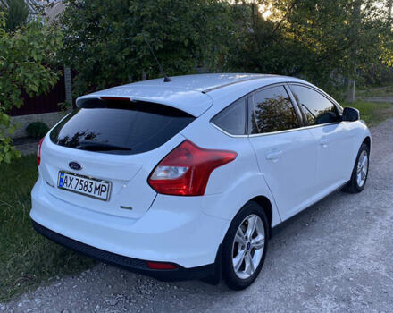 Белый Форд Фокус, объемом двигателя 1 л и пробегом 170 тыс. км за 6800 $, фото 4 на Automoto.ua