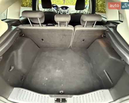 Белый Форд Фокус, объемом двигателя 1.6 л и пробегом 227 тыс. км за 8900 $, фото 37 на Automoto.ua