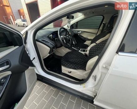 Белый Форд Фокус, объемом двигателя 0 л и пробегом 140 тыс. км за 7000 $, фото 13 на Automoto.ua