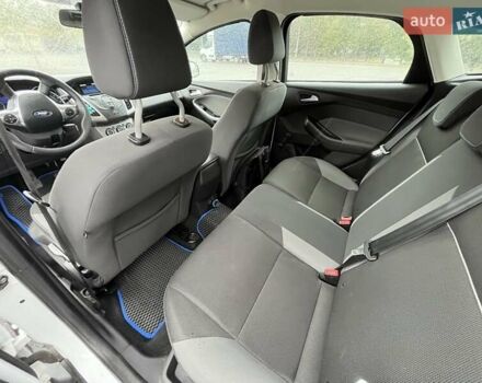Білий Форд Фокус, об'ємом двигуна 1 л та пробігом 198 тис. км за 7400 $, фото 10 на Automoto.ua