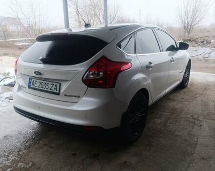 Белый Форд Фокус, объемом двигателя 0 л и пробегом 141 тыс. км за 7250 $, фото 5 на Automoto.ua
