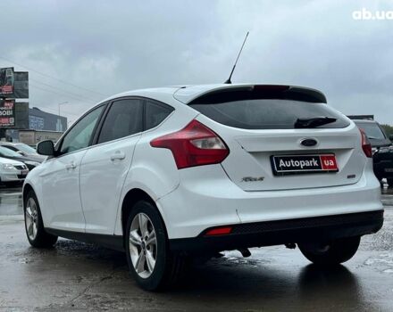 Форд Фокус 2013 в Львове на Automoto.ua Белый Форд Фокус, объемом двигателя 1 л и пробегом 290 тыс. км за 5490 $, фото 5 на Automoto.ua