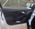 Білий Форд Фокус, об'ємом двигуна 1 л та пробігом 119 тис. км за 7500 $, фото 11 на Automoto.ua