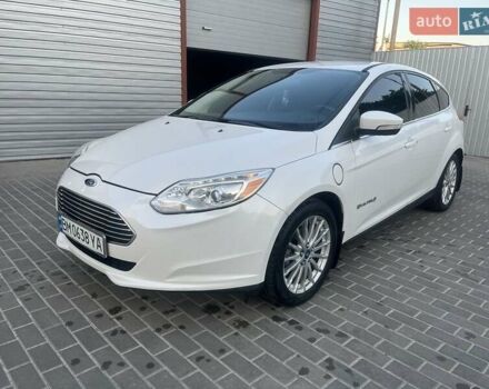 Белый Форд Фокус, объемом двигателя 0 л и пробегом 140 тыс. км за 7000 $, фото 1 на Automoto.ua