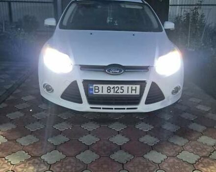 Форд Фокус 2013 в Полтаве на Automoto.ua Белый Форд Фокус, объемом двигателя 1 л и пробегом 160 тыс. км за 6450 $, фото 1 на Automoto.ua