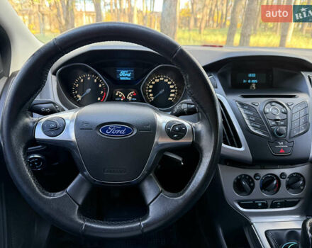 Белый Форд Фокус, объемом двигателя 1 л и пробегом 104 тыс. км за 7200 $, фото 11 на Automoto.ua