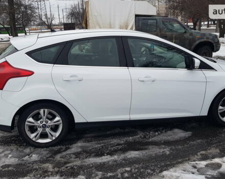 Білий Форд Фокус, об'ємом двигуна 1 л та пробігом 122 тис. км за 5800 $, фото 8 на Automoto.ua