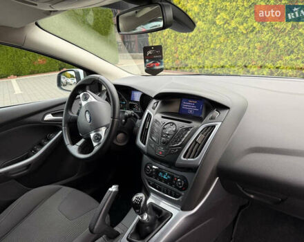 Білий Форд Фокус, об'ємом двигуна 1.6 л та пробігом 227 тис. км за 8600 $, фото 30 на Automoto.ua