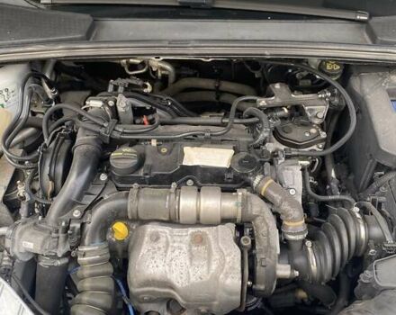 Білий Форд Фокус, об'ємом двигуна 1.56 л та пробігом 284 тис. км за 7500 $, фото 7 на Automoto.ua