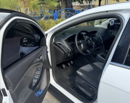 Белый Форд Фокус, объемом двигателя 1 л и пробегом 228 тыс. км за 6000 $, фото 7 на Automoto.ua